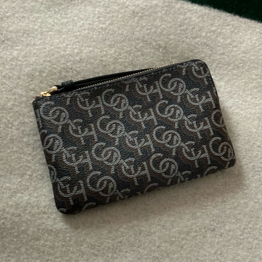 NWOT Coach monogram wristlet